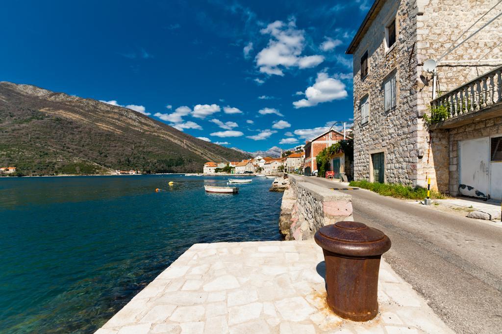 Apartments Vucinovic Tivat Exterior photo