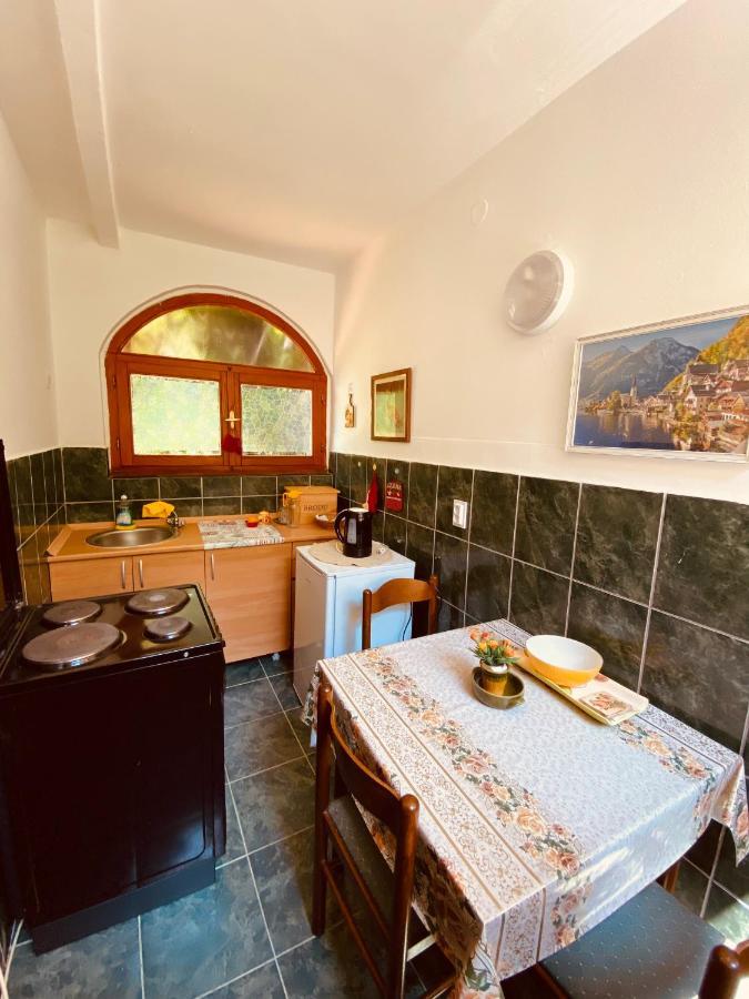 Apartments Vucinovic Tivat Exterior photo