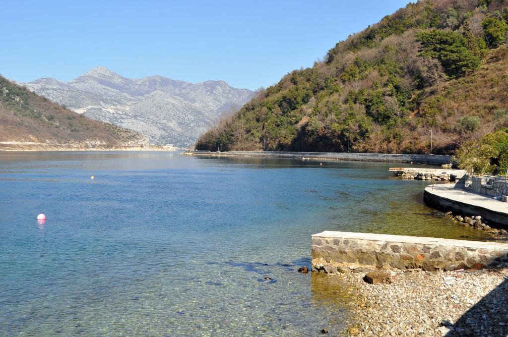 Apartments Vucinovic Tivat Exterior photo